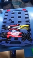 Kit d'outils solaires photovoltaïques professionnels pour l'installation de connecteurs MC4 avec pince à sertir, dénudeur de fils, coupe-câbles et jeu de clés