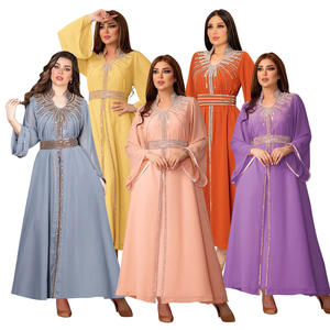 Vente en gros 2023 Nouvelle mode Diamants Dubaï Femmes Abaya <span class=keywords><strong>Caftan</strong></span> Robes musulmanes Femmes Dame Robe de soirée élégante Robes <span class=keywords><strong>caftan</strong></span> - Product Image 4
