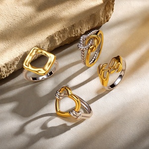 Anillos de Moda de Acero Inoxidable en Dos Tonos, Dorado y Plateado, para Mujer, Diseño de Nudo Geométrico en Forma de Corazón, Hipoalergénicos, para Boda o Compromiso - Product Image 1