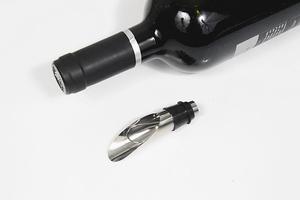 2 in 1 in Acciaio Inox Bottiglie di Liquore di Vino Aera Beccuccio e Tappo Versatore Vino Pourer Tappi Funnel Bottiglia Di Vino Versatore - Product Image 4