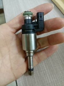 Injecteur de carburant DM5G-9F593-AC DM5G-9F593-AA DM5G9F593AC DM5G9F593AA pour <span class=keywords><strong>Ford</strong></span> B-Max C-Max II <span class=keywords><strong>FOCUS</strong></span> III Ecosport Fiesta VI V - Product Image 5