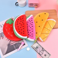 Fruit porte-monnaie mignon en peluche Dragon Fruit forme clé écouteur sac de rangement Mini pochette d'argent sac à dos sac pendentif