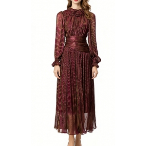 Vestido Maxi de Mujer con Hilo Metálico, Diseño Floral 3D, Cuello Alto y Fruncido, Vestido de Noche Elegante - Product Image 3