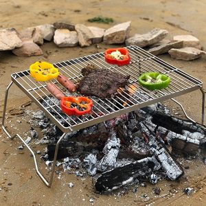 Griglia per falò pieghevole in acciaio inossidabile resistente compatta griglia portatile a <span class=keywords><strong>carbone</strong></span> e <span class=keywords><strong>legna</strong></span> <span class=keywords><strong>da</strong></span> ardere con gambe per il campeggio - Product Image 3