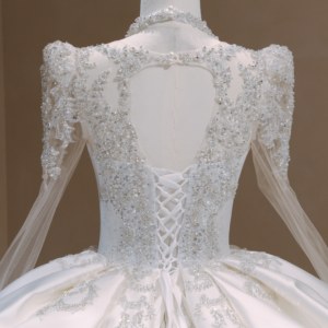 Vestido de Novia de Lujo con Espalda Descubierta y Diamantes 2026 para Niñas, Estilo Moderno de Iglesia, Falda de Princesa Reina con Encaje Pesado y Escote Corazón - Product Image 6