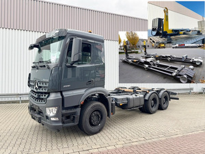 รถบรรทุกขยะ ISUZU HINO 16 ลูกบาศก์เมตร แบบมีแขนเกี่ยวพร้อมถังขยะหลายใบ - Product Image 4