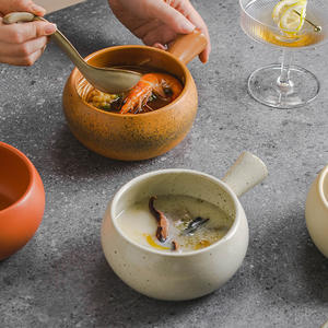 Bol en porcelaine grossière <span class=keywords><strong>de</strong></span> grande capacité <span class=keywords><strong>de</strong></span> style japonais avec poignées bol à <span class=keywords><strong>soupe</strong></span> <span class=keywords><strong>de</strong></span> salade Bibimbap transfrontalier pour nouilles et flocons d'avoine pour jetable - Product Image 4