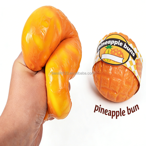 ของเล่นบีบยืดหยุ่นรูปขนมปังครัวซองต์ ซาลาเปา ยูเถียว ขนมปังสับปะรด ขนาด 13 ซม. 8 ซม. ทำจาก TPR ไม่มีของเหลว ไม่มีเจล - Product Image 1