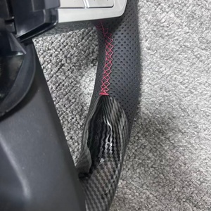 Volante de Fibra de Carbono Nuevo y Mejorado Compatible con <span class=keywords><strong>Toyota</strong></span> Land Cruiser <span class=keywords><strong>GR</strong></span> Prado LC250 Cruiser LC200 Hilux Fortuner - Product Image 4