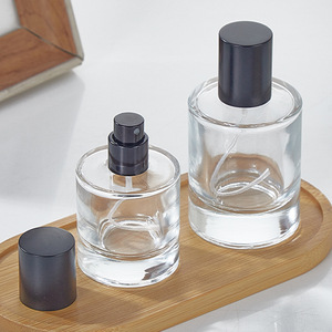 Fabbrica personalizzata 30ml di lusso nero <span class=keywords><strong>trasparente</strong></span> bottiglia di <span class=keywords><strong>vetro</strong></span> vuoto cilindro pompa spruzzatore e scatola cerchio per profumo inalanti - Product Image 5