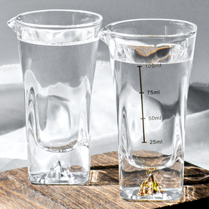 Decantador de Licor de Vidrio de 100 ml, de Alta Calidad, Precio Económico, Estilo Moderno y Lujoso, para Bar o Fiesta, Personalizado, Estilo Dorado, Pequeño - Product Image 1