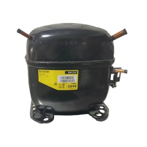 Compresor de Refrigerador Danfoss SC15CM Tipo Pistón para Uso Doméstico - Product Image 1