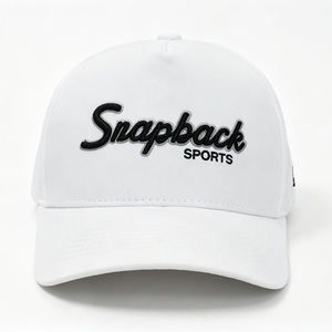 Gorra de Béisbol Deportiva Perforada con Corte Láser, Bordado 3D Personalizado, Secado Rápido, Poliéster Estructurado, 5 Paneles, Transpirable, Gorra Trucker de Golf - Product Image 4