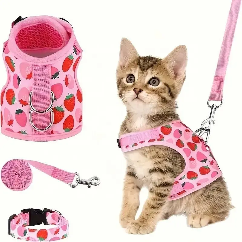 Lovely Fashion Strawberry Print Soft Air Mesh Arnés para perros y gatos de alta calidad con juego de correas