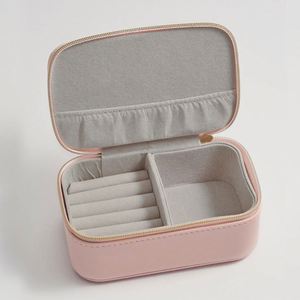 Boîte de rangement portable en cuir PU pour bagues et boucles d'oreilles, petite trousse à bijoux de voyage avec fermeture éclair - Product Image 1