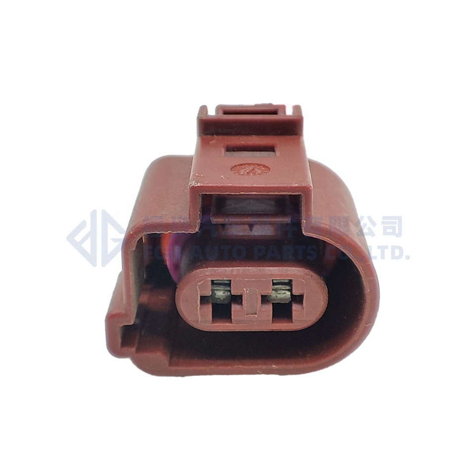 0090-104 Connector Electric hand brake rear brake wheel cylinder motor plug 1J0973802 1J0973702A 1J0 973 702A for Magotan A4