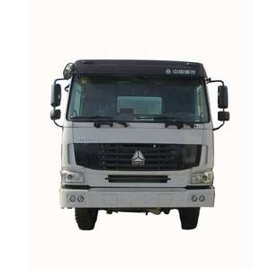 Camion à béton Sinotruck Howo 6x4 de 12 mètres cubes, 371 ch, camion mélangeur de béton - Product Image 1