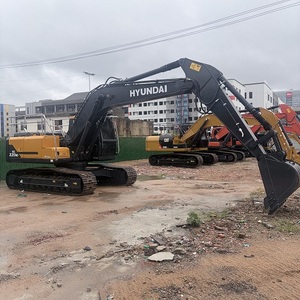 Excavatrice sur chenilles Hyundai HX220HD d'occasion, 21,4 tonnes, moteur HM5.9, robuste, pour travaux de terrassement et de construction en carrière - Product Image 6