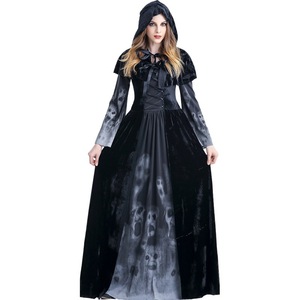Vestido de Halloween para mujer adulta con capucha y chal, disfraz largo de terciopelo para fiesta y juegos de rol. - Product Image 5