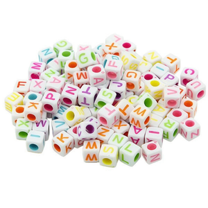 Perline con Lettere Ilan 6x6mm Multicolore Base Bianca 17g - Product Image 1