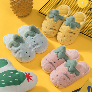 <span class=keywords><strong>Zapatillas</strong></span> <span class=keywords><strong>de</strong></span> algodón bordadas personalizadas LK, bonitas <span class=keywords><strong>Zapatillas</strong></span> <span class=keywords><strong>de</strong></span> <span class=keywords><strong>casa</strong></span> coreanas para interiores, <span class=keywords><strong>zapatillas</strong></span> <span class=keywords><strong>de</strong></span> invierno para niños con piña - Product Image 5