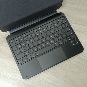Custodia Laudtec per <span class=keywords><strong>Apple</strong></span> Magic Keyboard e <span class=keywords><strong>Cover</strong></span> Universale Bluetooth Smart con Trackpad Retroilluminato Personalizzato per <span class=keywords><strong>iPad</strong></span> <span class=keywords><strong>Pro</strong></span> <span class=keywords><strong>11</strong></span> M4/M5 - Product Image 2