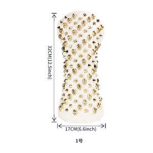 Couverture de club de golf en cuir PU imperméable avec rivet brodé et nouvelle couverture de casquette de golf personnalisable avec logo en bois - Product Image 2