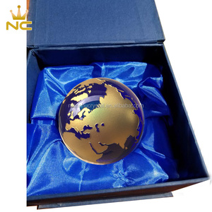 Globo de cristal grabado de plata y oro con mapa <span class=keywords><strong>del</strong></span> <span class=keywords><strong>mundo</strong></span>, <span class=keywords><strong>bola</strong></span> azul de 60mm y 80mm para pisapapeles, regalos de negocios - Product Image 6