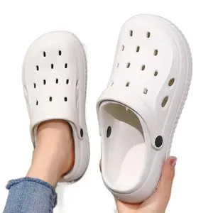 La sala operatoria medica si intasa per gli uomini estate 2024 nuove pantofole speciali dell'infermiera antiscivolo di EVA - Product Image 5