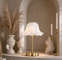 Lampe de table LED portable moderne en fer, à commande tactile, intensité réglable, sans fil, rechargeable, écologique, style nordique, lumière blanc chaud pour chambre à coucher