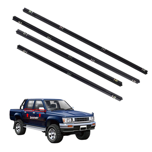 Joint d'étanchéité de ceinture de porte de fenêtre intérieure pour <span class=keywords><strong>Toyota</strong></span> <span class=keywords><strong>Hilux</strong></span> 1990-1997 68172-89115 68171-89131 68240-89103 - Product Image 1
