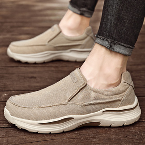 Tattel Men's Canvas Slip-On Shoes Thick Sole Cushioned Daily Wear Low Heel Size 48 - Product Image 1