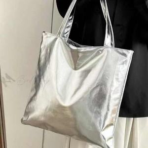 Sac à main en PU doré en gros, sac fourre-tout en cuir PU laser coloré, 16 pouces, imperméable - Product Image 6