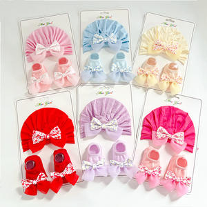 Vente chaude <span class=keywords><strong>0</strong></span>-12 <span class=keywords><strong>Mois</strong></span> Bébé Chaussettes Avec De Grandes Fleurs Mignon Arc Chapeaux Cadeau Coton Chaussettes Ensemble - Product Image 2