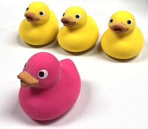 Juguete de Peluche de Pato Amarillo de Navidad con Logotipo Personalizado, Juguete Antiestrés de Goma EVA Unisex para Niños de 5 a 7 y de 8 a 13 Años - Product Image 5