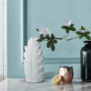 แจกันเซรามิกสีขาวสไตล์นอร์ดิก รูปใบกล้วย สำหรับตกแต่งบ้าน ห้องนั่งเล่น ชุดแจกันดอกไม้ทันสมัย 3 ใบ สีขาว สำหรับดอกพลัมฤดูใบไม้ผลิ - Product Image 2