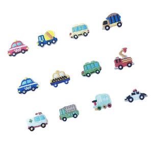 Patchs brodés thermocollants DIY miniatures colorés de voitures et camions de dessin animé, 1-3 cm, pour chapeaux, porte-clés et sacs - Product Image 2