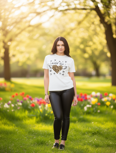 T-shirt da donna con stampa leopardata Wild Love Heart, casual, girocollo, manica corta, in cotone traspirante, per la primavera e l'estate - Product Image 2