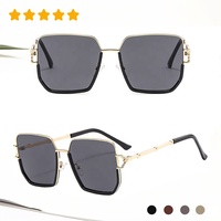 Accessoires de mode féminins tendance, lunettes de soleil de luxe pour femmes, monture carrée surdimensionnée en métal, verres dégradés de haute qualité