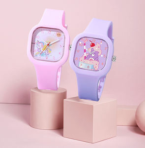 Relojes de moda para niños <span class=keywords><strong>2025</strong></span> Venta caliente diseño personalizado impresión correa de silicona reloj de pulsera analógico de cuarzo para niños - Product Image 3