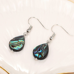 Boucles d'oreilles irrégulières en forme de goutte d'eau avec coquillages simulés pour femmes, bijoux texturés tendance - Product Image 6