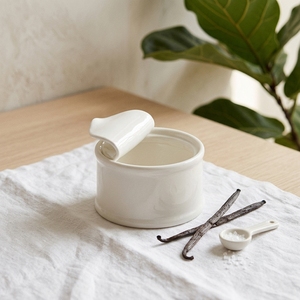 Bol à dessert en céramique blanc artistique en forme de canette, 4,75 pouces, pour soupes, ragoûts, sauces, poudings et pâtisseries, idéal pour hôtels et restaurants - Product Image 5