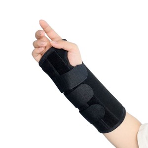 Soporte de Muñeca Ajustable con Soporte para Antebrazo, Soporte de Rehabilitación Desmontable para Recuperación de Lesiones de Muñeca - Product Image 1