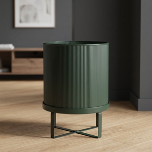Maceta verde de metal decorativa para interiores de latón AK con soporte para decoración del hogar/Decoración de jardín - Product Image 3