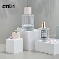 Flacons de parfum en verre vides de luxe 50 ml et 30 ml avec atomiseur et capuchon doré pour emballage de parfum rechargeable et personnalisation de la marque