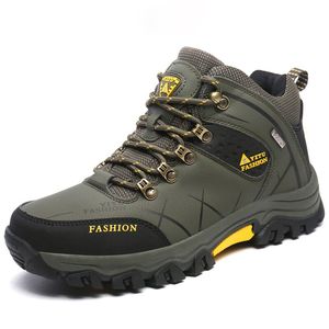 Scarponi <span class=keywords><strong>da</strong></span> <span class=keywords><strong>Trekking</strong></span> Antiscivolo <span class=keywords><strong>da</strong></span> Uomo <span class=keywords><strong>con</strong></span> <span class=keywords><strong>Tacco</strong></span> Medio e Protezione Antiurto, <span class=keywords><strong>Scarpe</strong></span> <span class=keywords><strong>da</strong></span> Arrampicata <span class=keywords><strong>con</strong></span> Tomaia in Pelle Verniciata per Estate, Inverno e Autunno - Product Image 3
