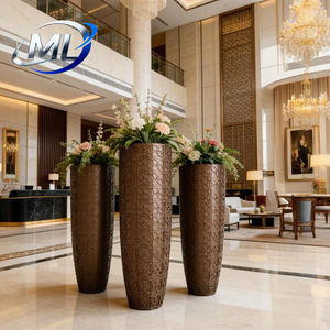 Maceta de Fibra de Vidrio Dorada, Maceta de Lujo para Interiores y Exteriores, Maceta Metálica Dorada de FRP, Maceta Premium para Vestíbulo de Hotel - Product Image 6