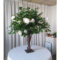 Hojas verdes casi naturales Flores blancas Árbol artificial del baniano Plantas verdes falsas Árbol falso decorativo