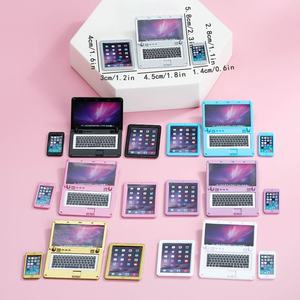 Набор из 3 игрушек для кукольного домика: миниатюрные мобильный телефон, планшет и ноутбук из цинкового сплава с лаковым покрытием, аксессуары для украшений - Product Image 3