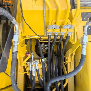 รถขุดตีนตะขาบ Komatsu PC200-8MO มือสอง ขนาด 20 ตัน พร้อมเครื่องยนต์และปั๊มเกียร์สำหรับขาย - Product Image 5